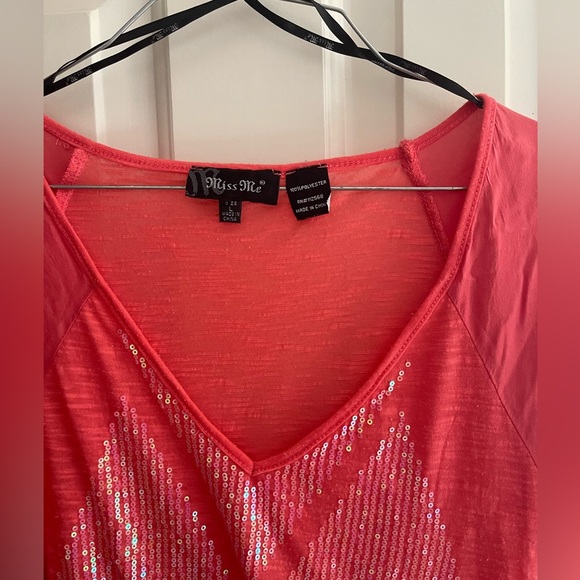 MISS ME TEE - Picture 2 of 9